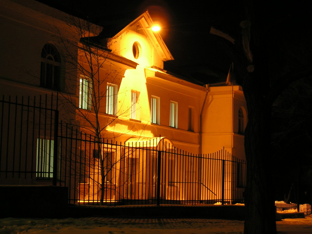 Фасадна підсвітка будівлі другого корпусу Києво-Могилянської Академії 2006р.