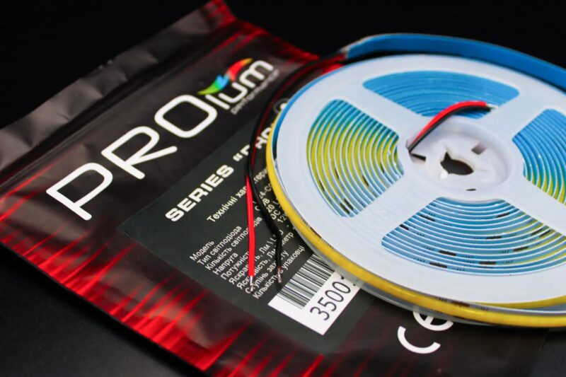 Світлодіодна LED стрічка PROLUM™ 24V, СОВ, 320 LED, IP20, Series PRO, Білий (5500-6000К)