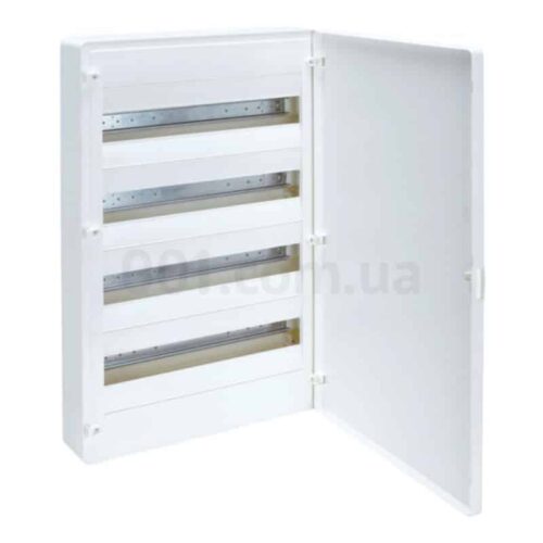 Щит накладний з білими дверцятами 72 модулі (4×18) GOLF, Hager